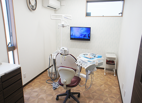 瑞穂区・ひらの歯科・ベビーベッド